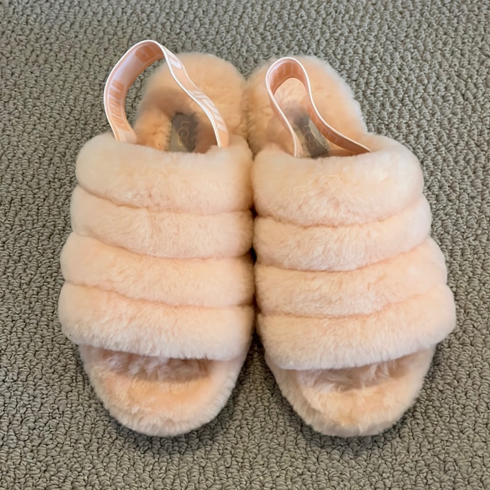 Peachy “Fluff yea” UGG sandals